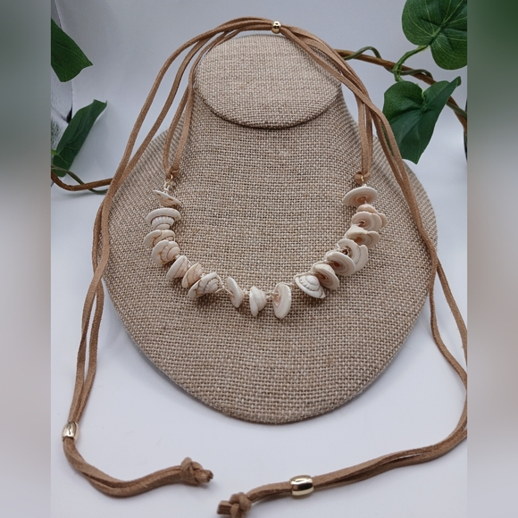 Free People Suede Belly Chain / Necklace Shells NWT - Picture 5 of 16